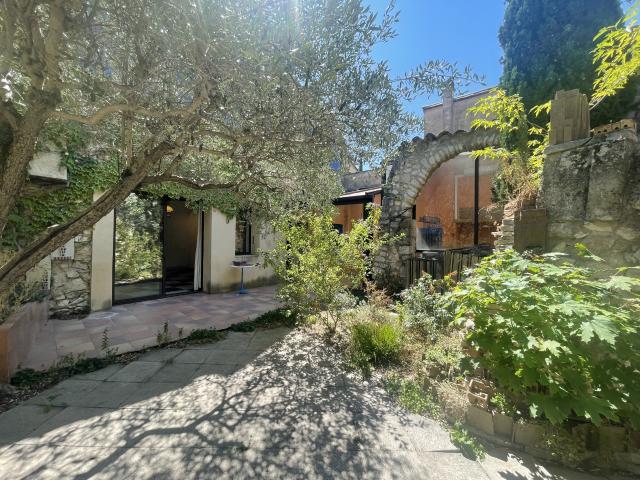 Maison vente à La Garde-adhémar, Drôme