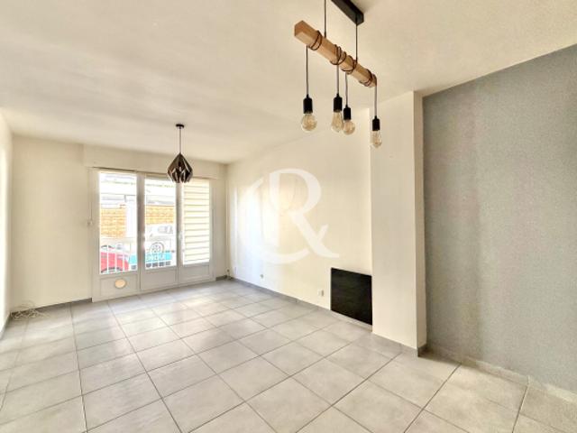 Appartement vente à Arrondissement de Toulon, Hyères