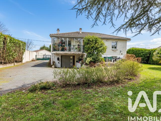 Maison vente à La Roche-sur-Yon, La Genétouze