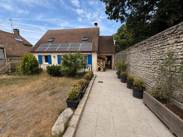 Maison vente à Fontainebleau, La Genevraye