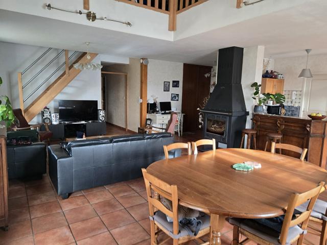 Maison vente à Saint-Étienne, La Grand-croix