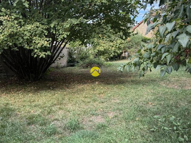 Maison vente à La Guerche-sur-l'Aubois, Cher