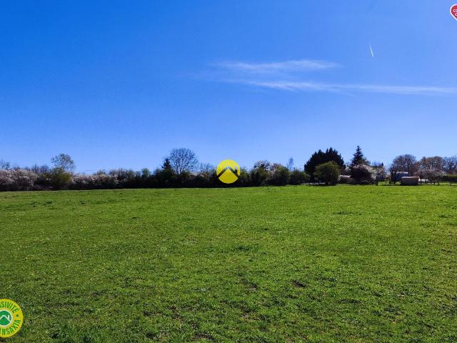 Terrain vente à La Guerche-sur-l'Aubois, Cher