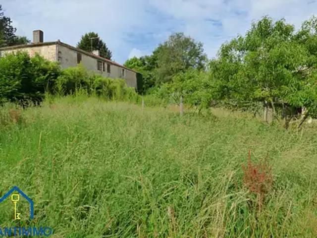 Terrain vente à Fontenay-le-Comte, La Jaudonnière