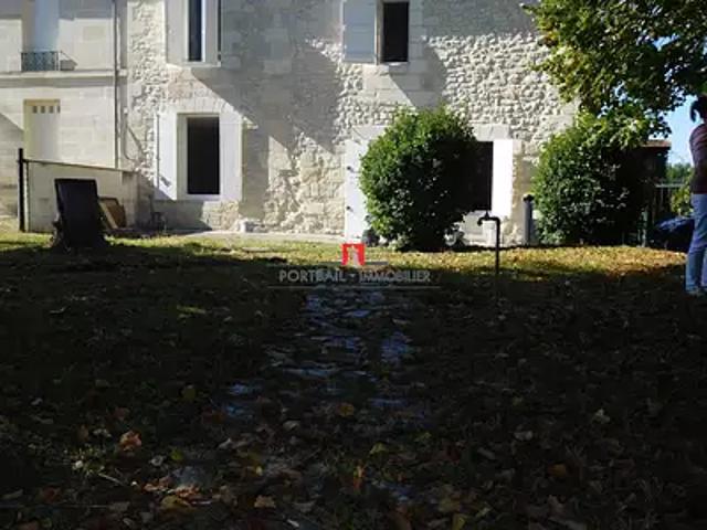Maison location à La Lande-de-Fronsac, Gironde