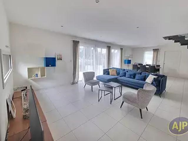 Maison vente à Nantes, La Limouzinière
