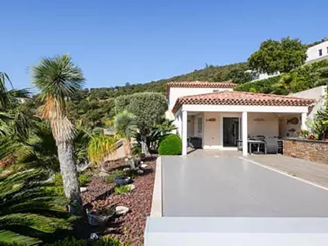 Maison vente à Arrondissement de Toulon, La Londe-les-maures