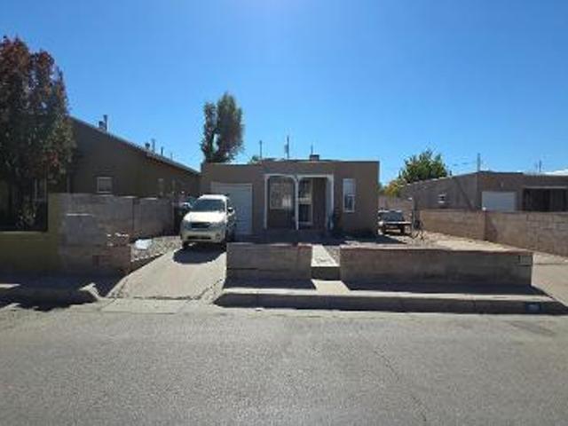 House for sale in New Mexico
