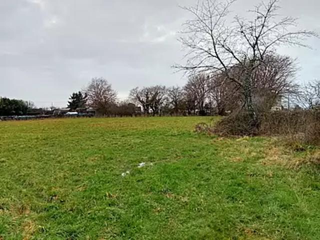 Terrain vente à Nevers, La Machine
