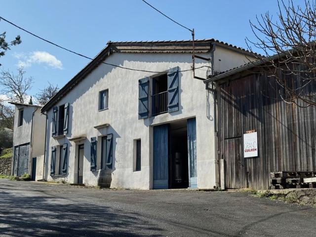 Maison vente à Narbonne, Cascastel-des-corbières