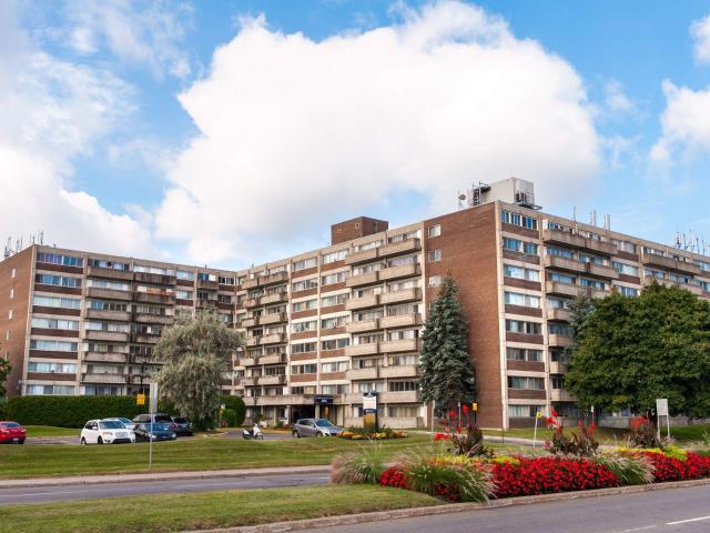 Apartment for rent in Dollard-des-ormeaux, Quebec