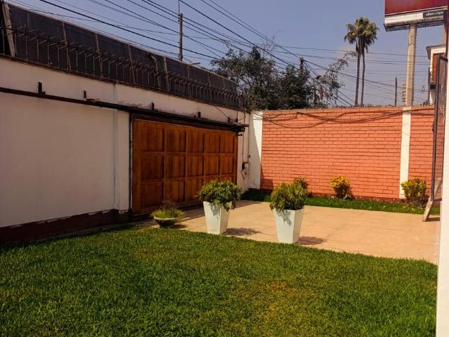 Casa alquiler en Santiago De Surco, Lima Metropolitana