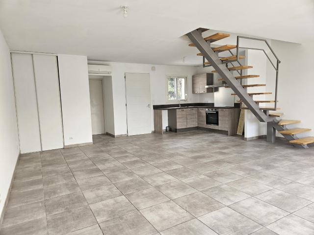 Maison vente à Carpentras, Piolenc