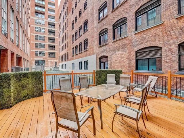 Apartment for rent in Ville-Marie, Montréal