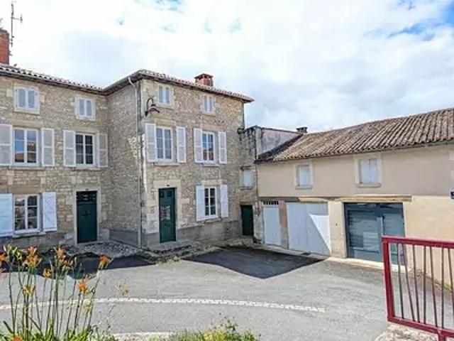 Maison vente à Le Champ du Parc, La Mothe-Saint-Héray