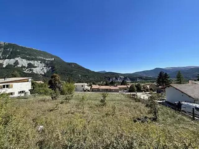 Terrain vente à Castellane, La Mure-argens