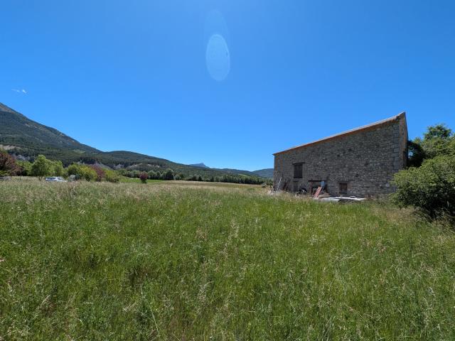 Terrain vente à La Mure-Argens, Alpes-de-Haute-Provence