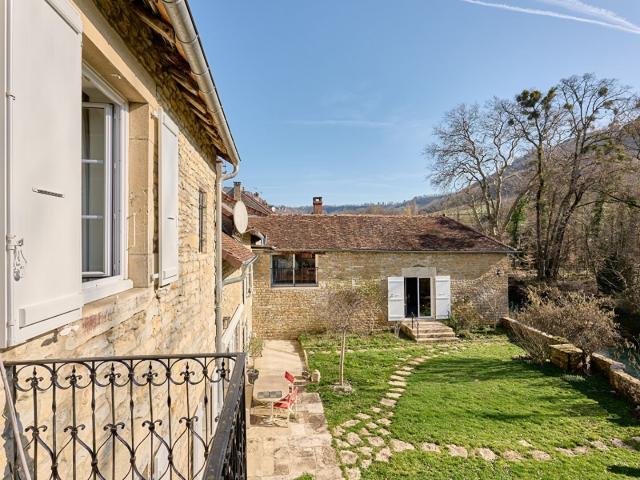 Maison vente à Lons-le-Saunier, Voiteur