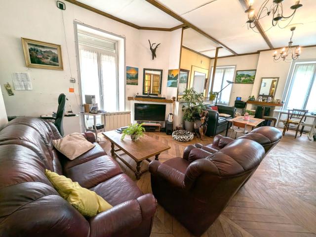 Maison vente à Roanne, La Pacaudière