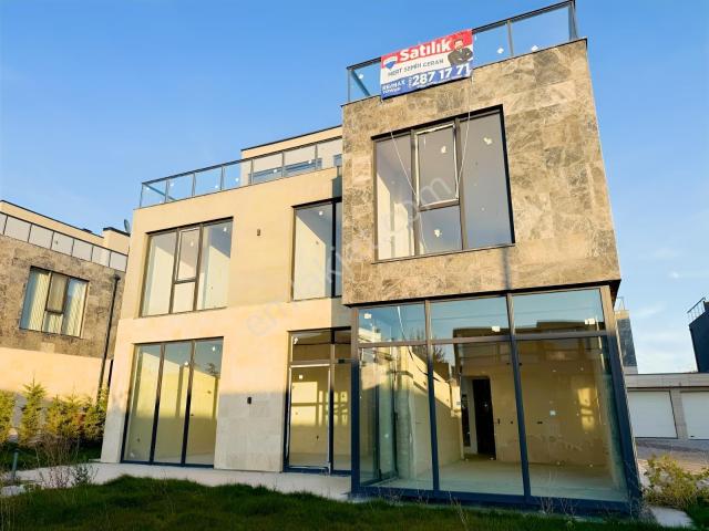 Beytepe Mahallesi, Çankaya içerisinde satılık Villa