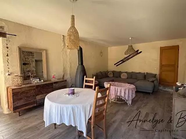 Maison vente à Le Moulin, La Piarre