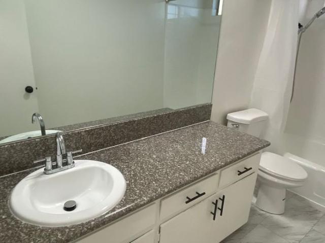 Apartment for rent in Santa Monica, California