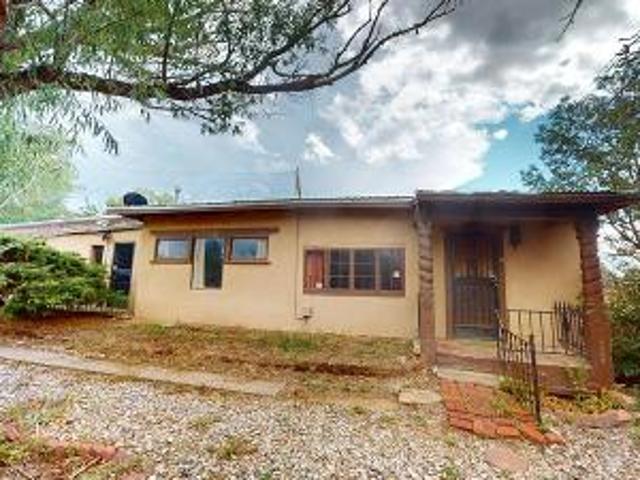 House for sale in El Prado, New Mexico