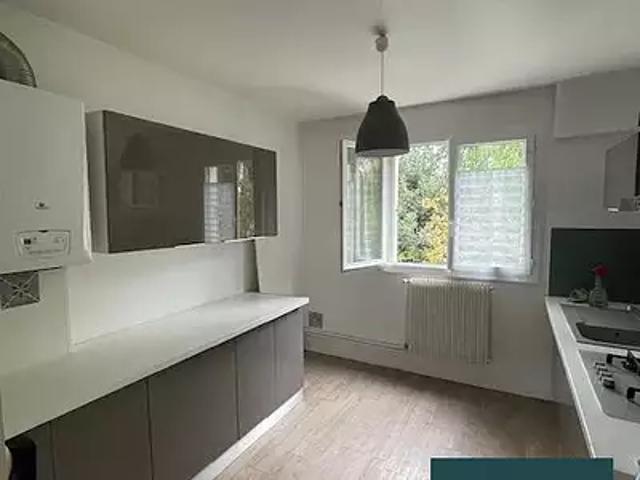 Maison vente à Créteil, La Queue-en-brie