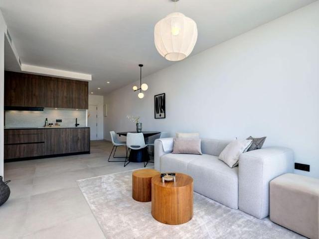 Apartamento en alquiler en Artola, Costa del Sol Occidental