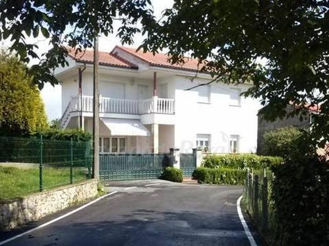 Casa en alquiler en Siero