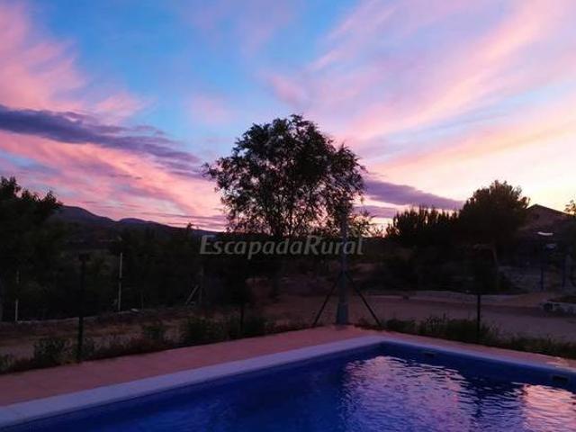Casa en alquiler en Burgohondo, Castilla y León