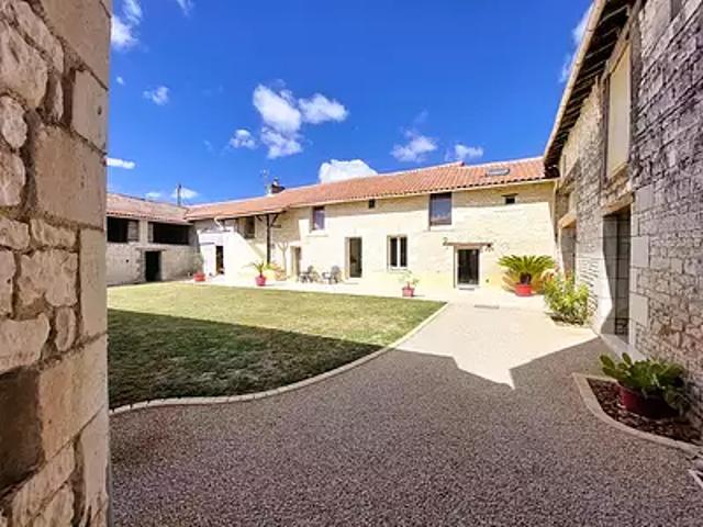 Maison vente à Châtellerault, La Roche-rigault