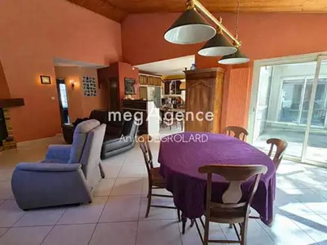 Maison vente à La Roche-sur-Yon, La Roche-sur-yon