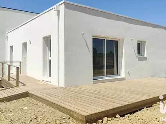 Maison location à Pyramides, La Roche-sur-Yon