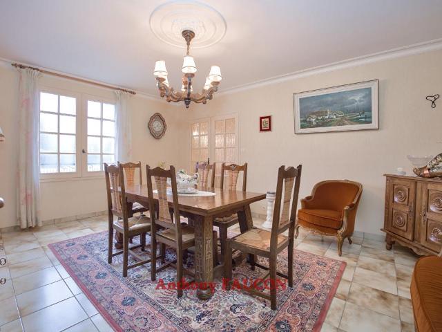 Maison vente à La Roche-sur-Yon, La Roche-sur-yon