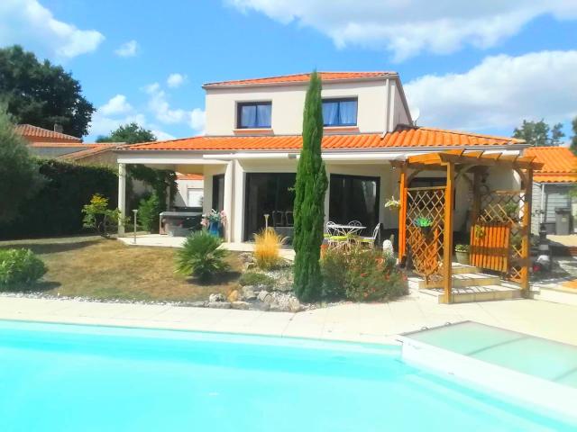 Villa vente à La Roche-sur-Yon, La Roche-sur-yon