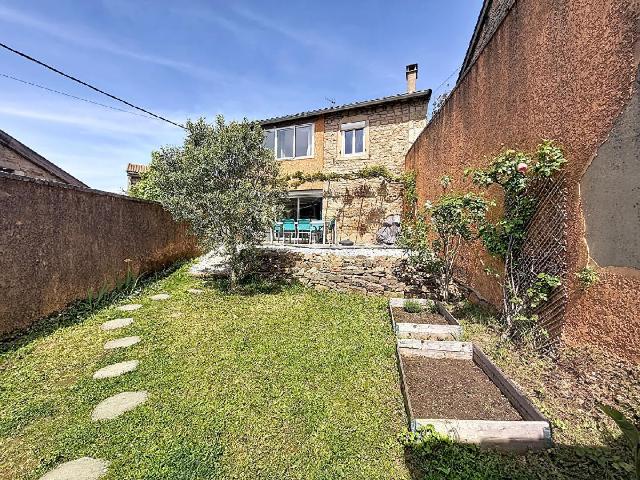 Maison vente à Mâcon, La Roche-vineuse
