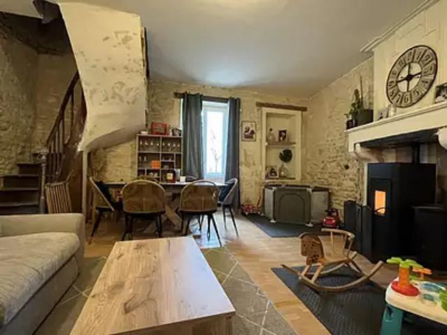 Maison vente à Angoulême, Montemboeuf
