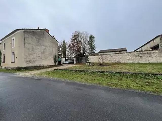 Maison vente à Angoulême, Montemboeuf