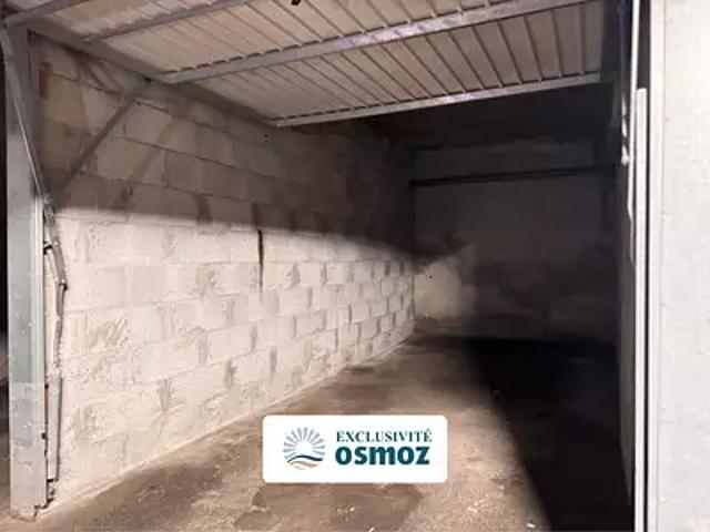 Garage vente à La Rochelle