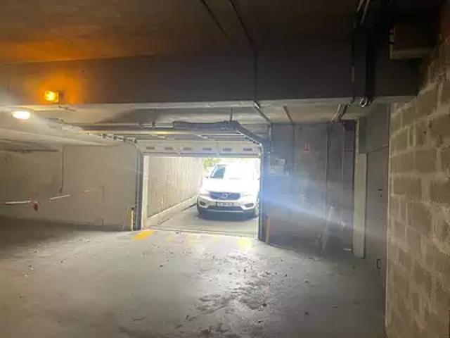 Garage vente à La Rochelle