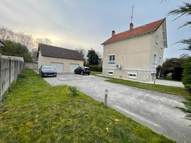 Maison vente à Melun, La Rochette