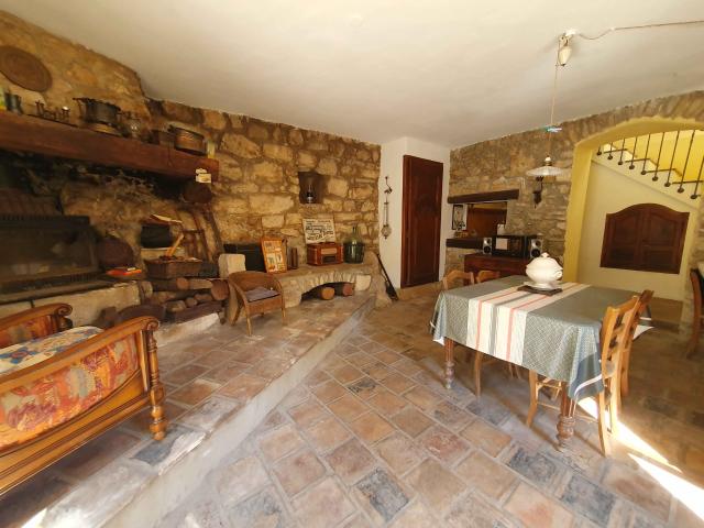 Maison vente à Nîmes, La Roque-sur-cèze