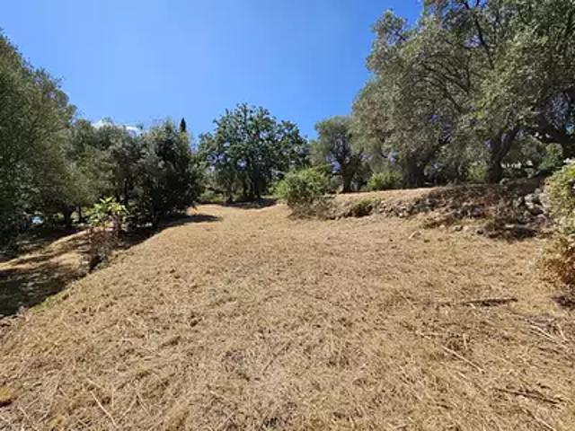 Terrain vente à Grasse, La Roquette-sur-siagne