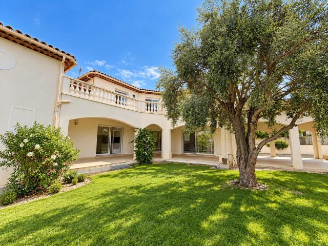 Maison vente à Grasse, La Roquette-sur-siagne