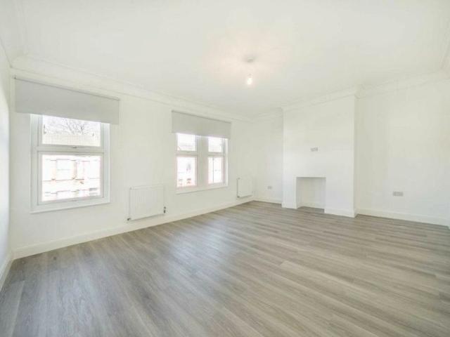 Apartment for rent in Cat Hill, Isle Of Man