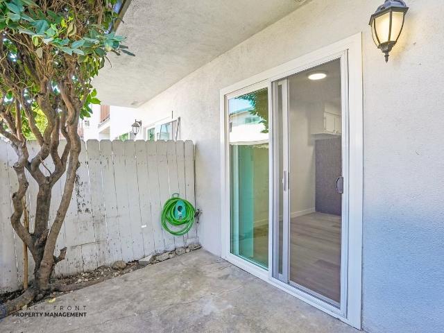 Apartment for rent in Downey, California