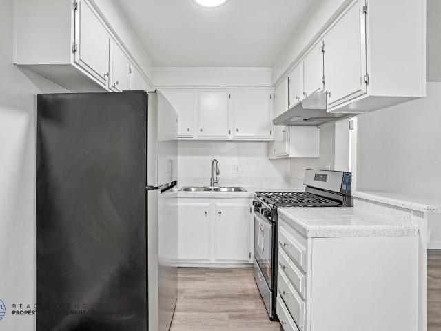 Apartment for rent in Downey, California