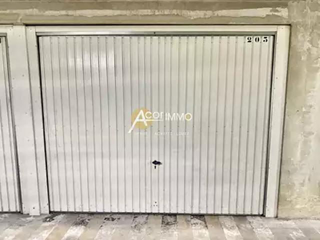 Garage vente à Arrondissement de Toulon, La Seyne-sur-mer