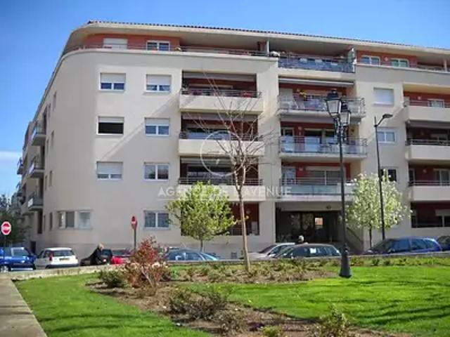Garage location à Arrondissement de Toulon, La Seyne-sur-mer